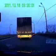 Нефиг фуру учить, а то бочину придется чинить!
